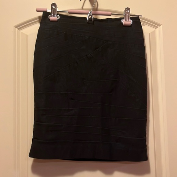 Dynamite skirt - Picture 1 of 3